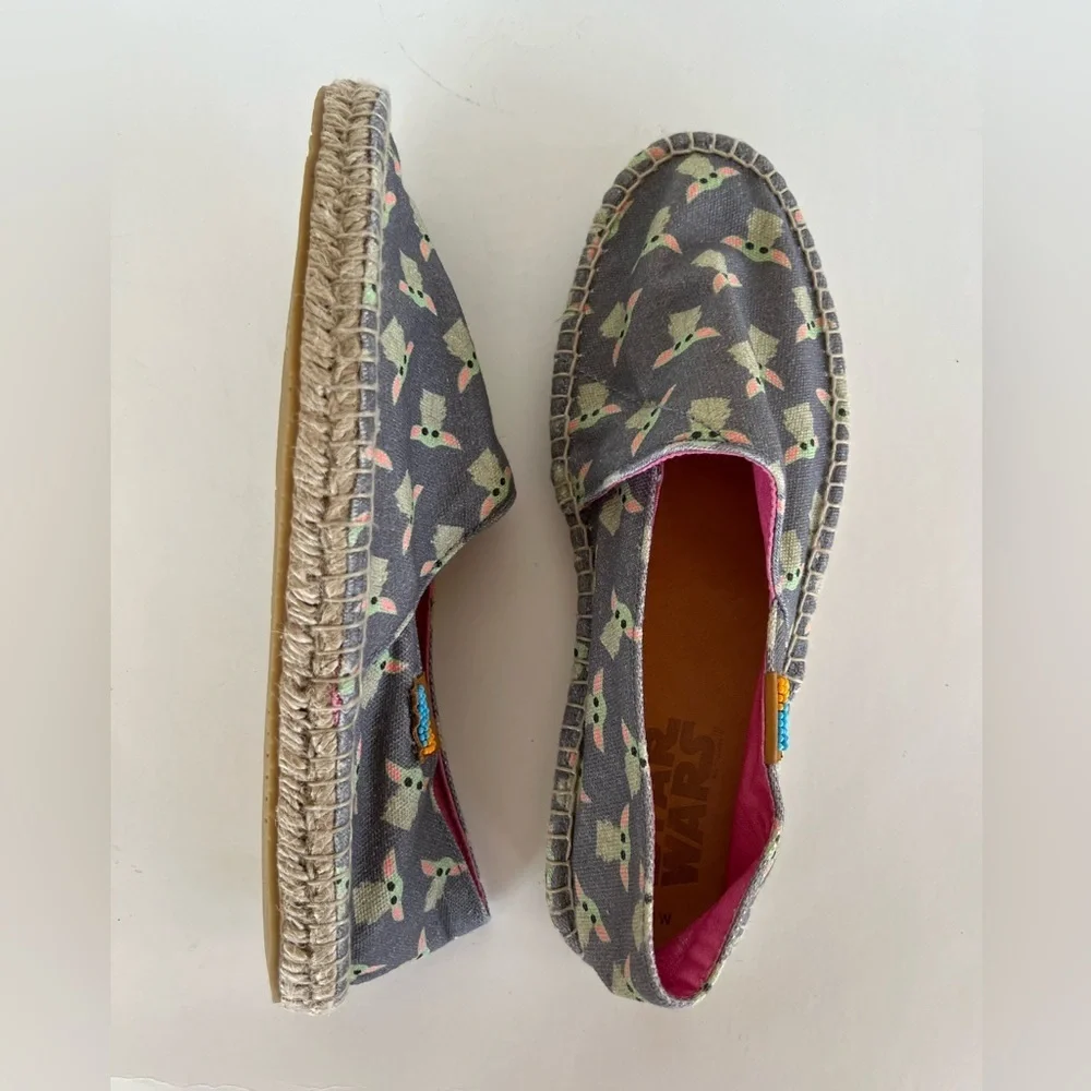 Ubuntu Star Wars Disney Mandalorian Slip On Espadrille Shoes, Grey/Pink, 10.5W